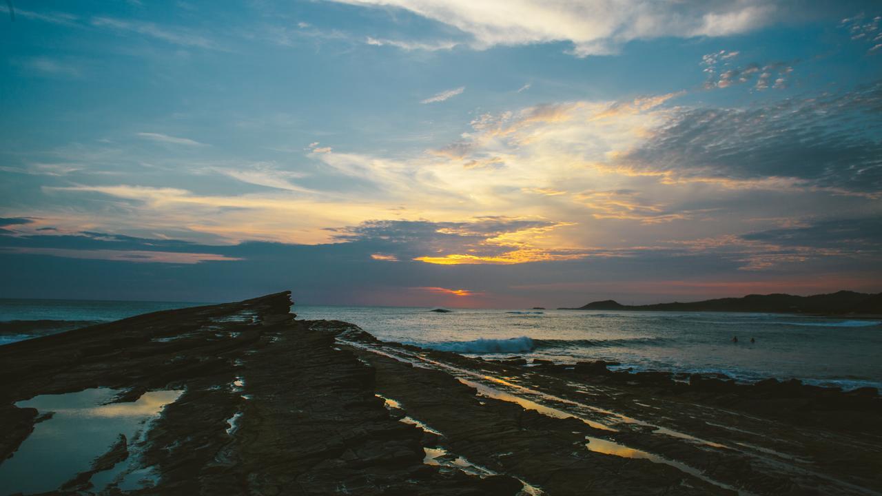 Magnific Rock - Surf Resort & Yoga Retreat Nicaragua ポポヨ エクステリア 写真